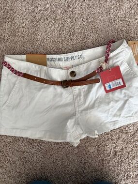 New Mossimo White Shorts Size 9